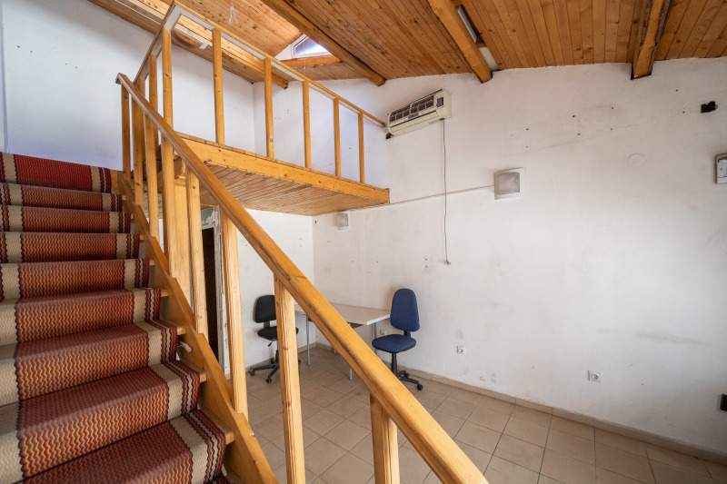 Te huur  Kantoor Sofia , Tsentar , 40 m² | 24076079 - afbeelding [9]