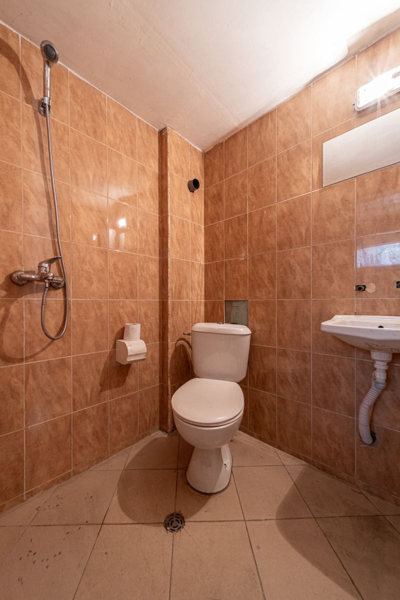 Te huur  Kantoor Sofia , Tsentar , 40 m² | 24076079 - afbeelding [13]