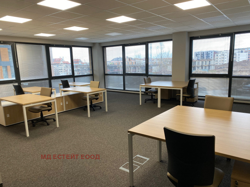 Дава под Наем ОФИС в град София, Малинова долина - 195 кв.м / 2 340 € » 4 576.64 лв., МД ЕСТЕЙТ ЕООД