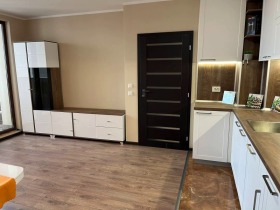 1 quarto Bakston, Sofia 5