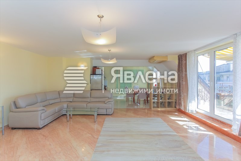 Дава под наем 3-СТАЕН, гр. София, Лозенец, снимка 5 - Апартаменти - 55095410