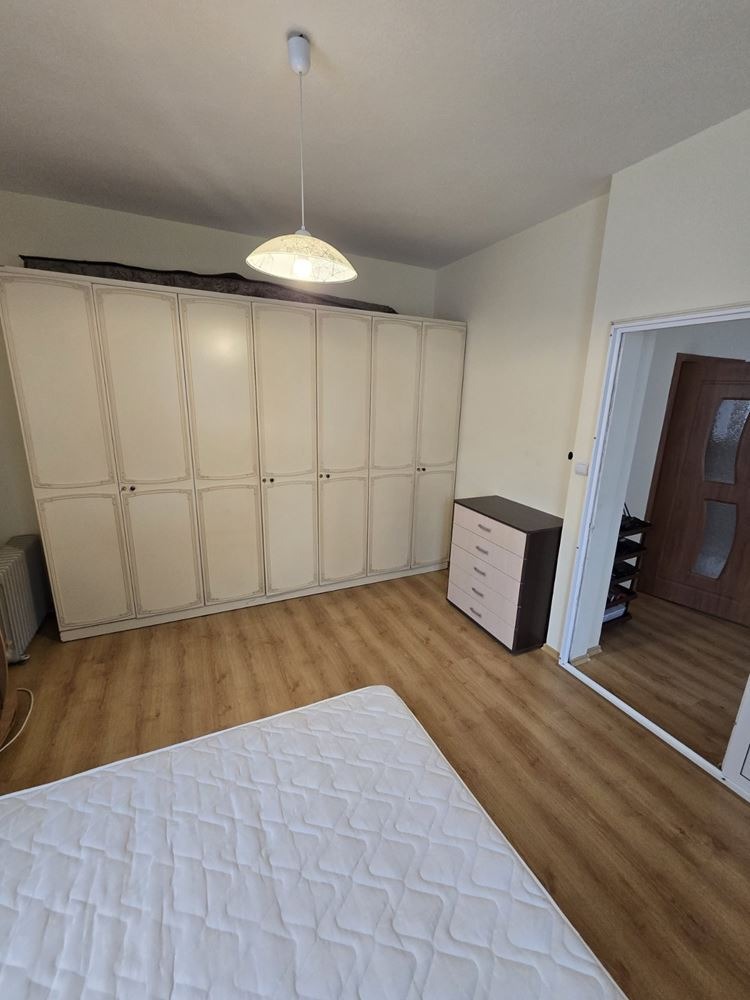 Дава под наем 4-СТАЕН, гр. Пловдив, Младежки Хълм, снимка 12 - Апартаменти - 52797672