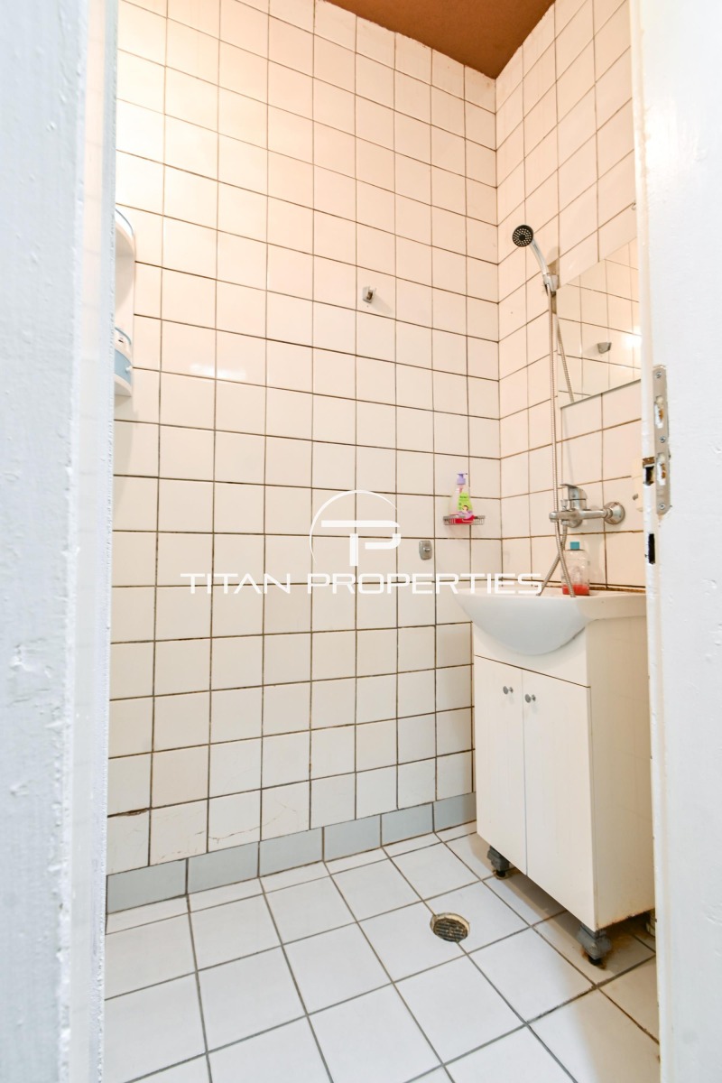 Издаје се  Студио Софија , Центар , 50 м2 | 13993961 - слика [7]