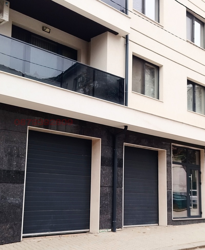Дава под Наем ГАРАЖ в град Плевен, Идеален център - 17 кв.м / 150 € » 293.37 лв.