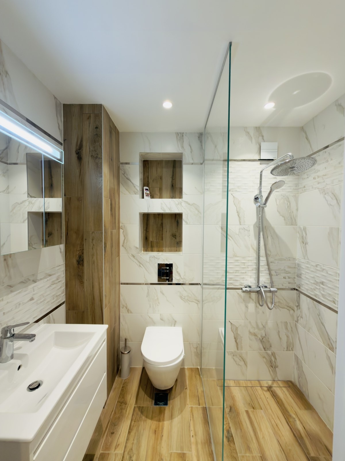Дава под наем 2-СТАЕН, гр. София, Дружба 2, снимка 16 - Апартаменти - 55691630