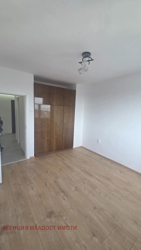 ���� ��� ���� 3-����� | Imot.bg � ����� ������ 13