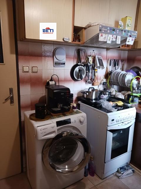 Дава под наем СТАЯ, гр. София, Света Троица, снимка 5 - Стаи под наем - 56114648