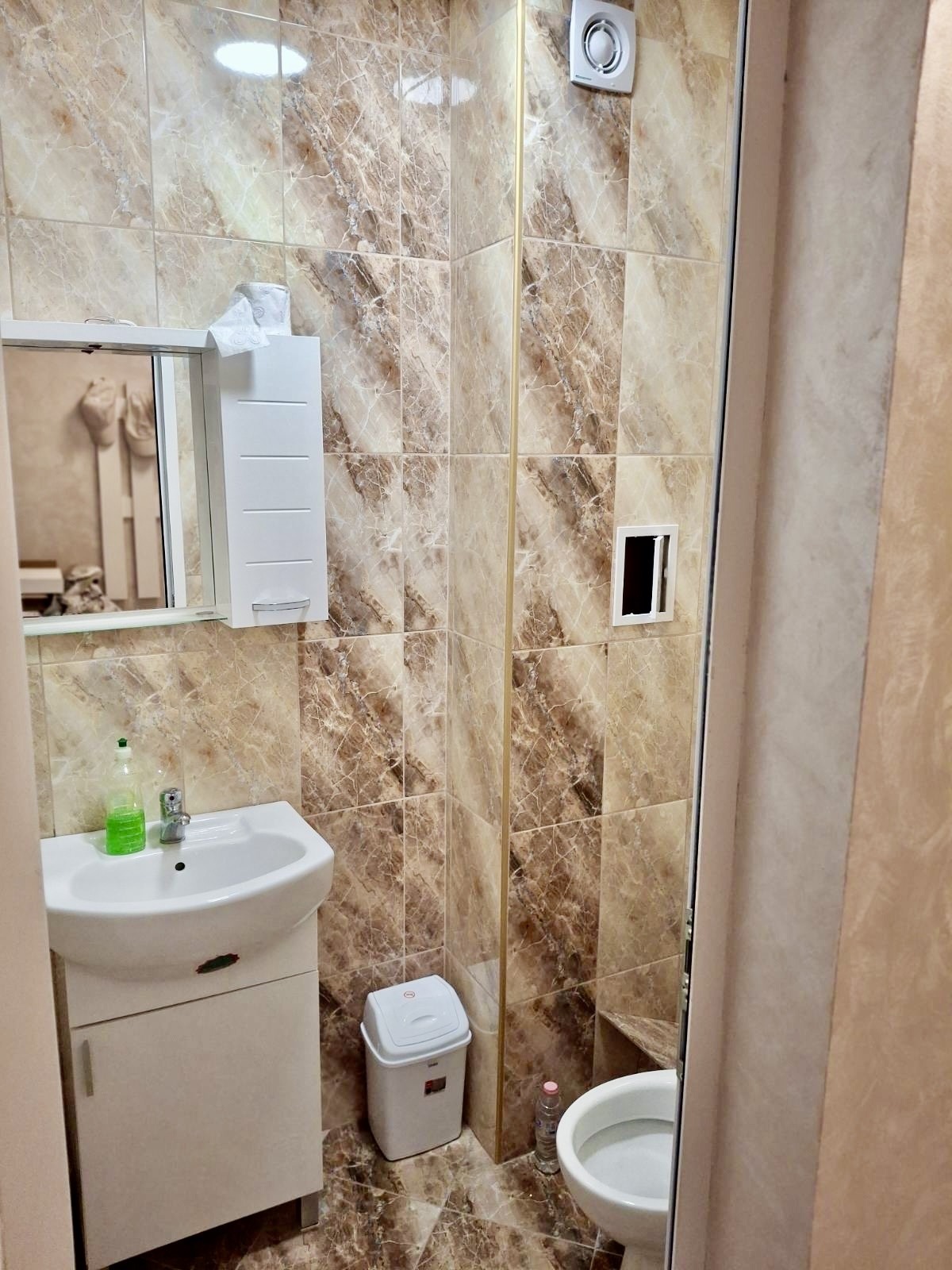 Дава под наем 3-СТАЕН, гр. Елин Пелин, област София област, снимка 8 - Апартаменти - 54138197