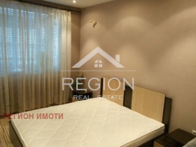 1 quarto Kolhozen pazar, Varna 7