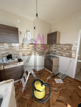 2 bedroom Kolhozen pazar, Varna 1