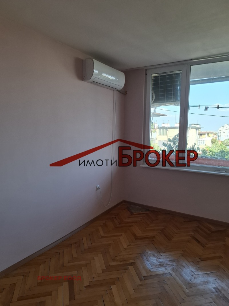 En renta  1 dormitorio Sliven , Tsentar , 75 metros cuadrados | 93077623 - imagen [2]