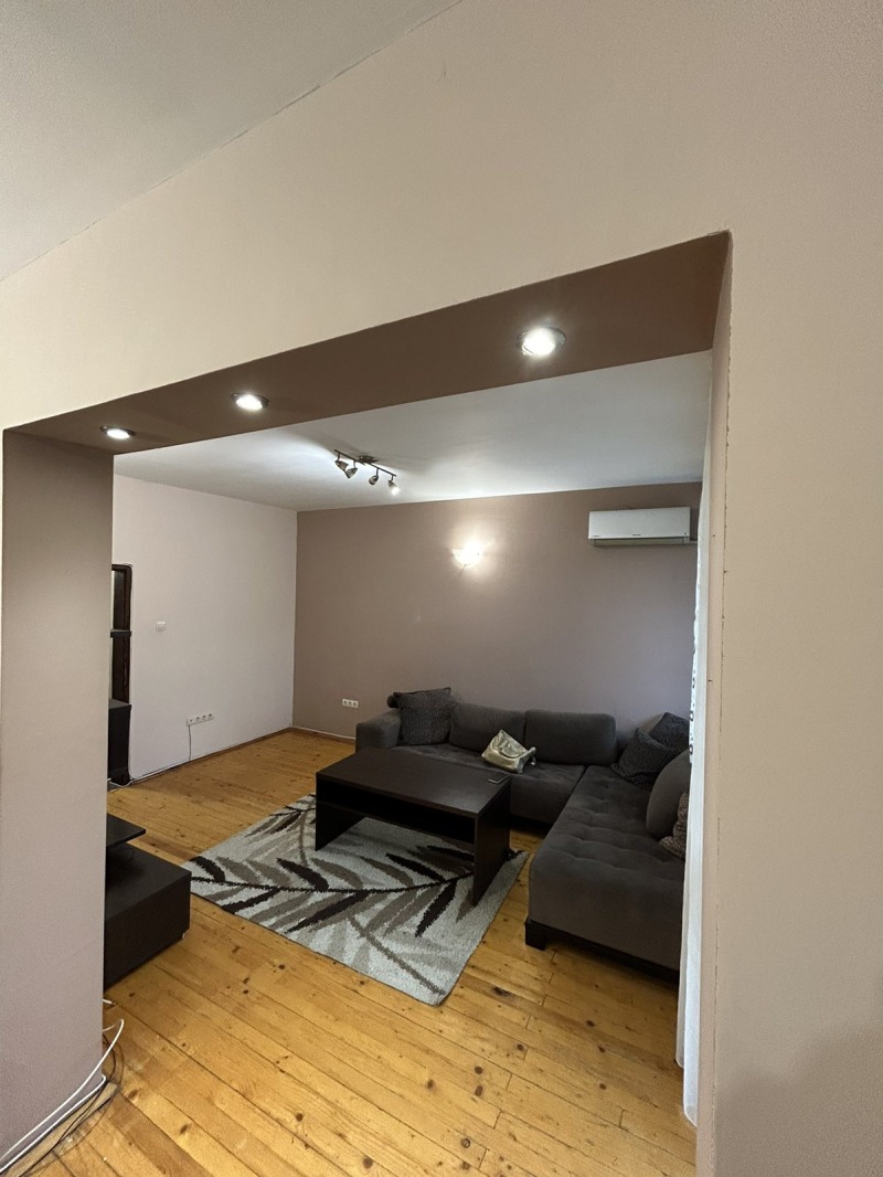 Дава под наем 4-СТАЕН, гр. Пловдив, Център, снимка 9 - Апартаменти - 53177855