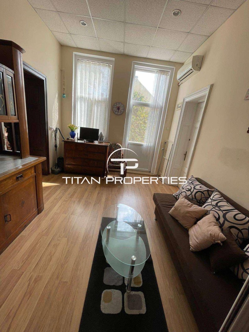 Te huur  Huis verdieping Varna , Tsentar , 96 m² | 39834697