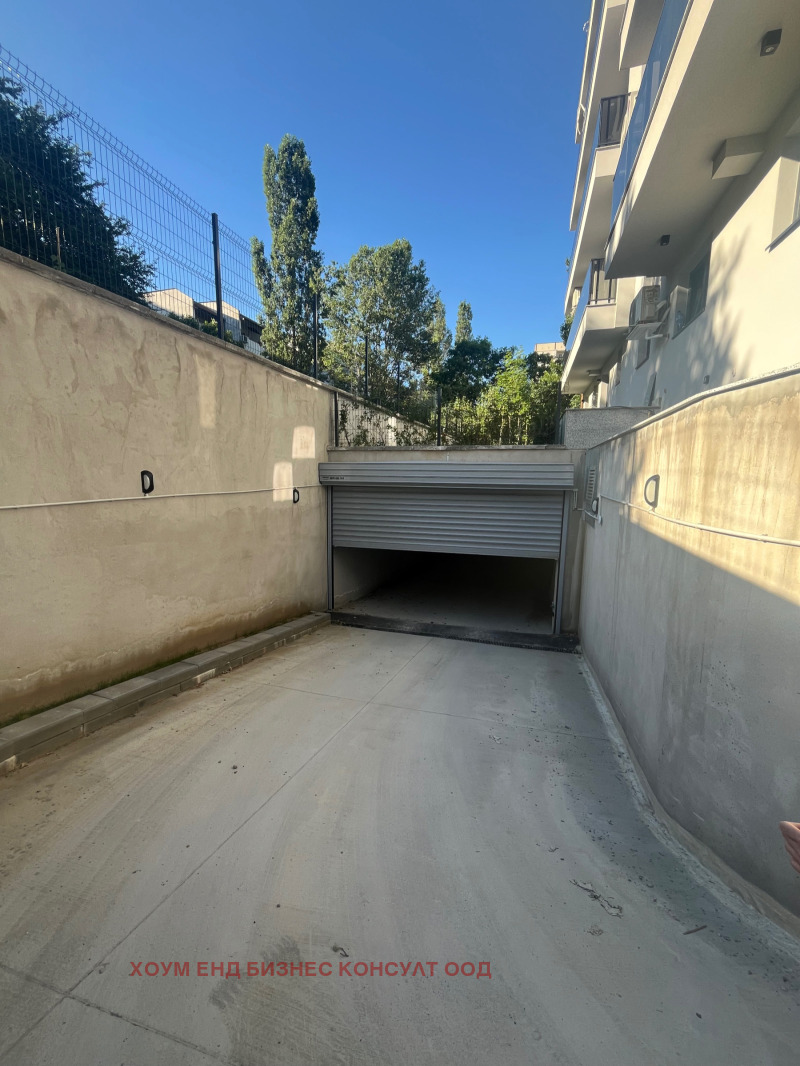 Til leie  Parkeringsplass Sofia , Ovsja kupel 2 , 20 kvm | 91025306 - bilde [2]