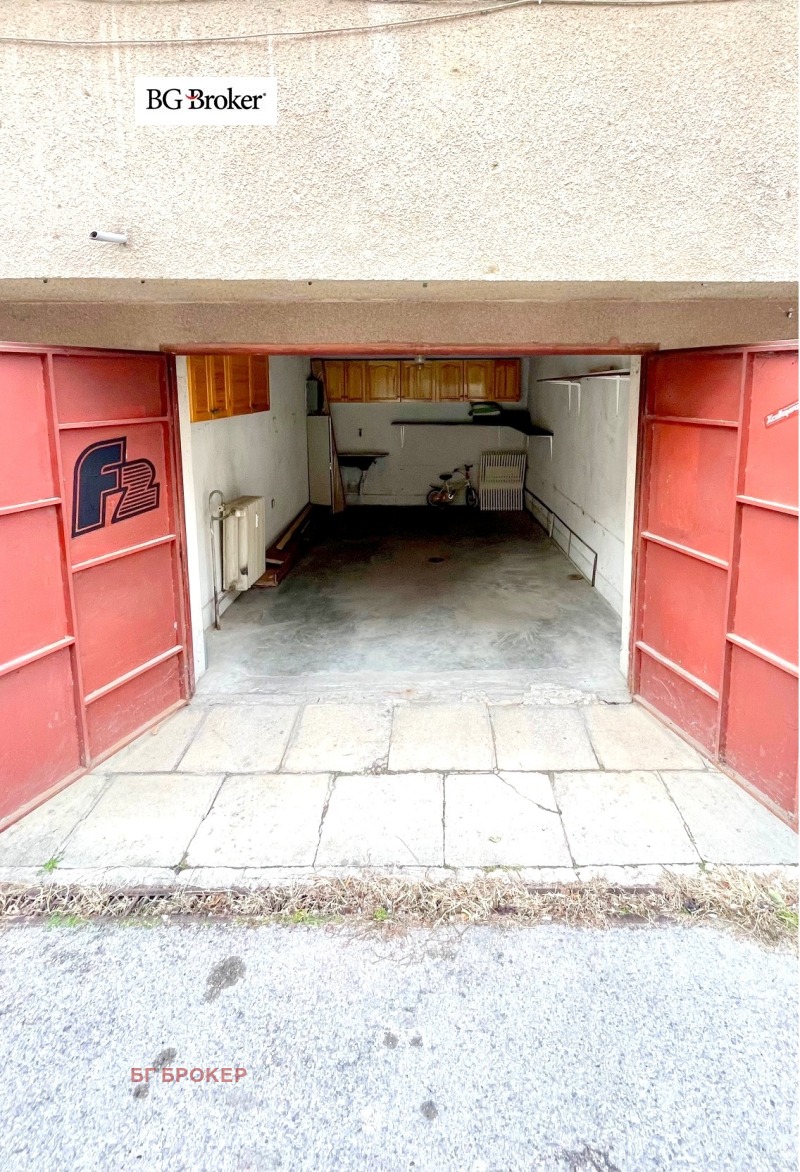 Дава под наем ГАРАЖ, ПАРКОМЯСТО, гр. София, Лозенец, снимка 2 - Гаражи и паркоместа - 53108606