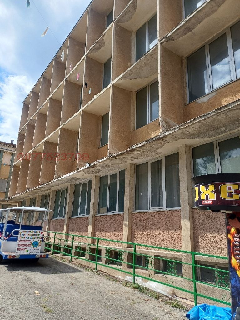 Дава под наем ПРОМ. ПОМЕЩЕНИЕ, гр. Враца, Хранително-вкусова зона