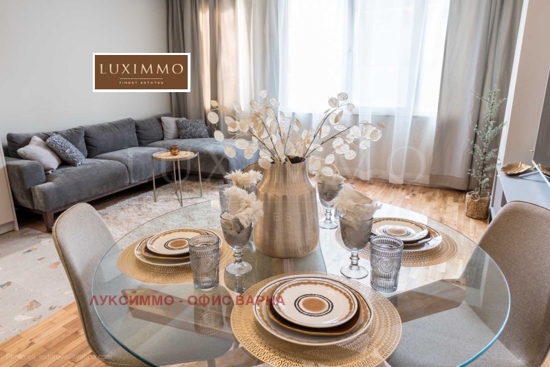 Para alugar  1 quarto Varna , Centar , 60 m² | 38550989