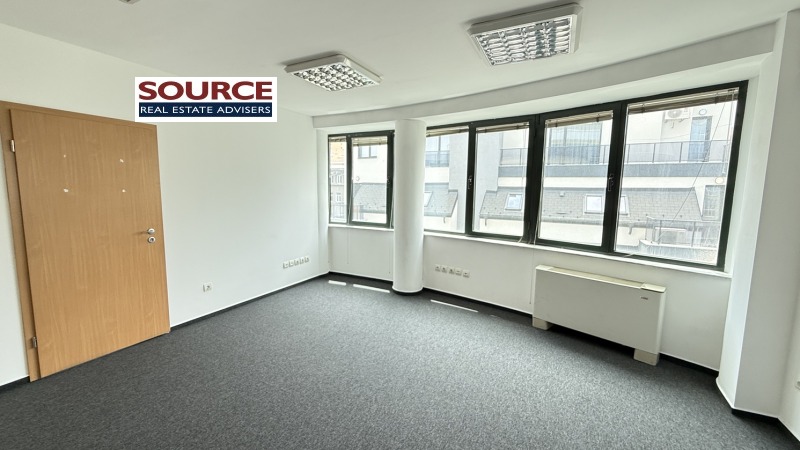 A louer  Bureau Sofia , Tsentar , 84 m² | 63145983 - image [6]