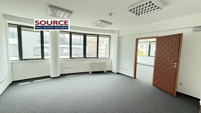 A louer  Bureau Sofia , Tsentar , 84 m² | 63145983 - image [5]