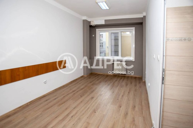 Дава под наем ОФИС, гр. София, Център, снимка 2 - Офиси - 52985239