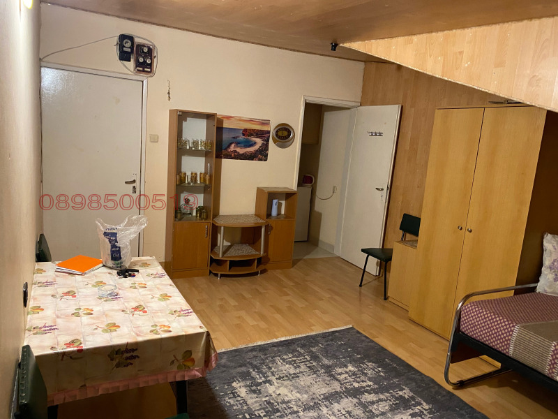 Дава под наем АТЕЛИЕ, ТАВАН, гр. Русе, Дружба 1, снимка 2 - Апартаменти - 53072475