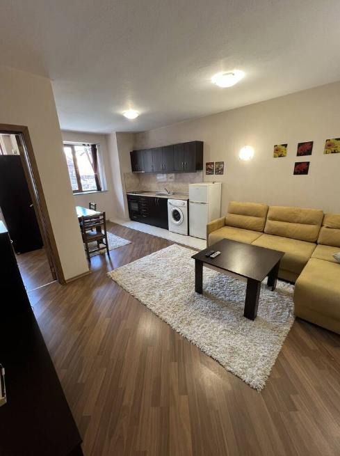 Zu vermieten  1 Schlafzimmer Plowdiw , Karschijaka , 65 qm | 42569110
