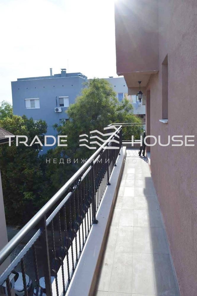 Дава под наем 3-СТАЕН, гр. Пловдив, Кючук Париж, снимка 10 - Апартаменти - 53072758