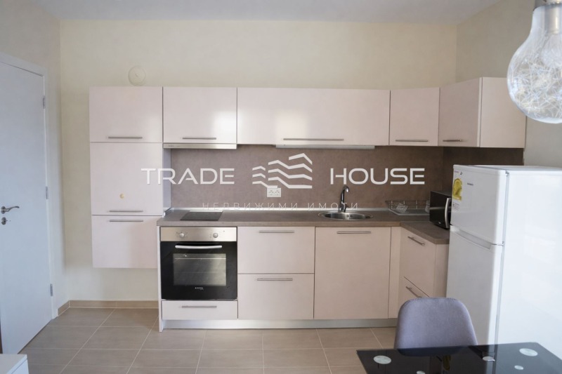 Дава под наем 3-СТАЕН, гр. Пловдив, Кючук Париж