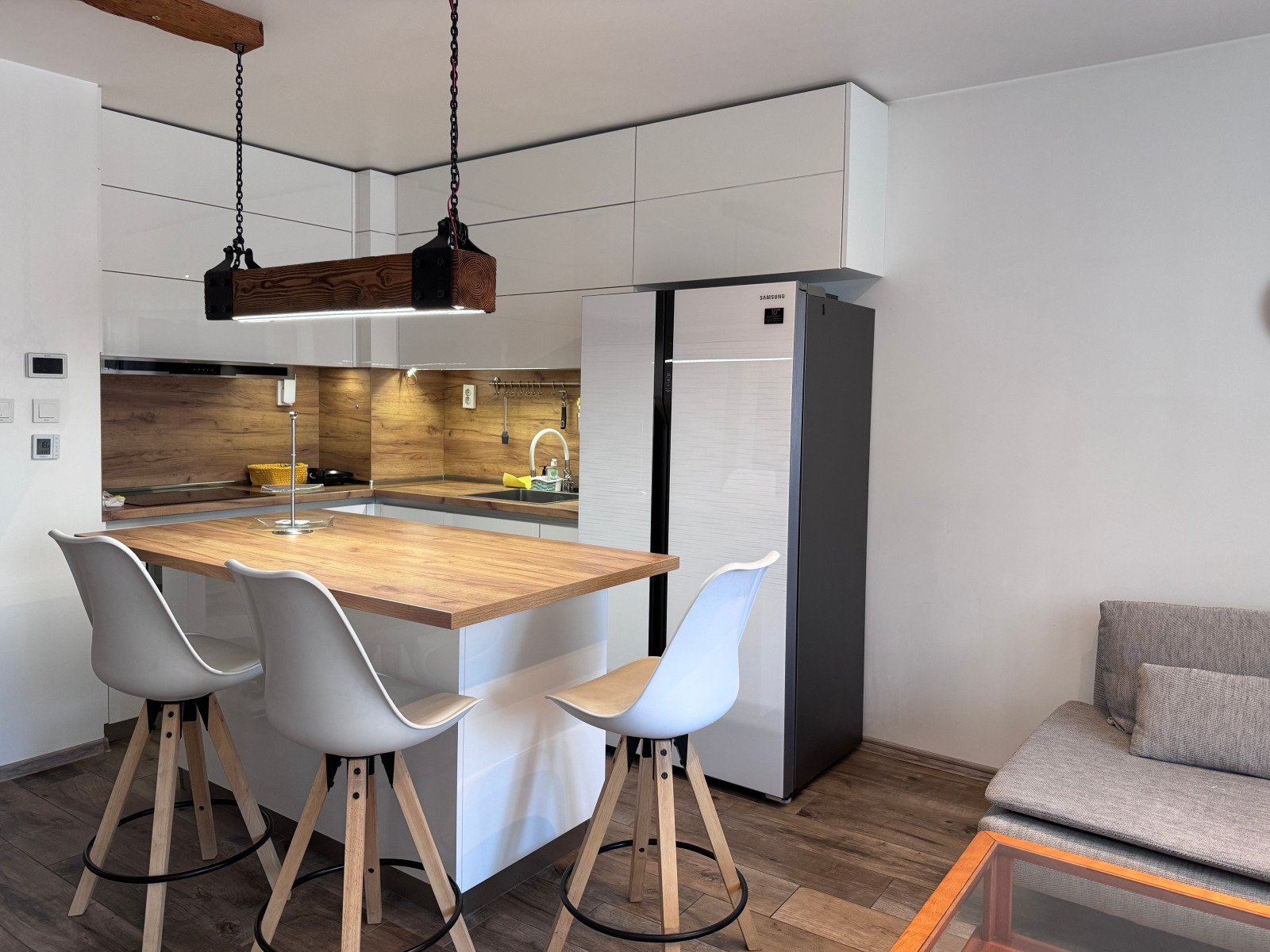 Дава под наем 3-СТАЕН, гр. Пловдив, Младежки Хълм, снимка 3 - Апартаменти - 54288361