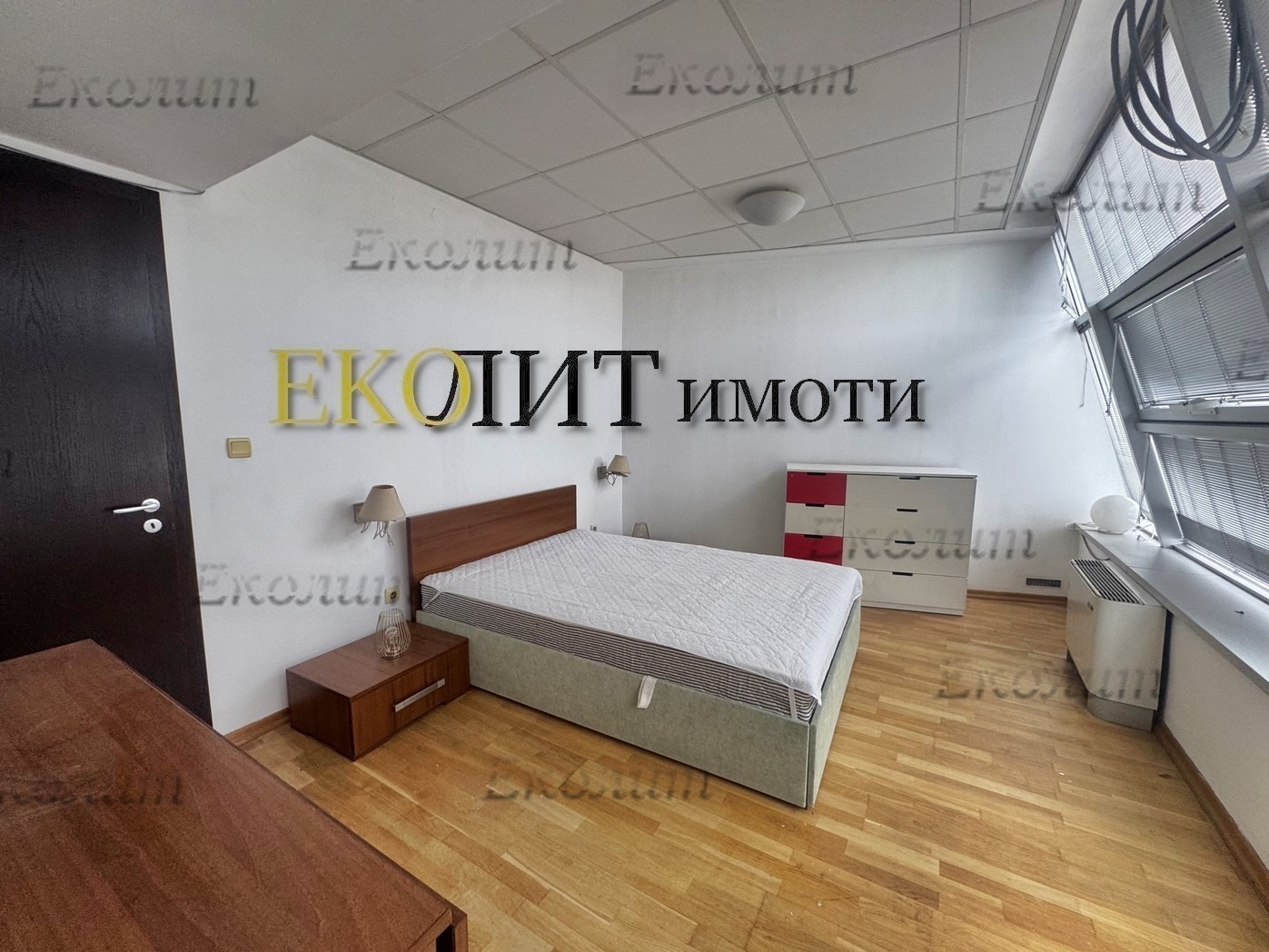 Дава под наем 4-СТАЕН, гр. София, Център, снимка 5 - Апартаменти - 53618724