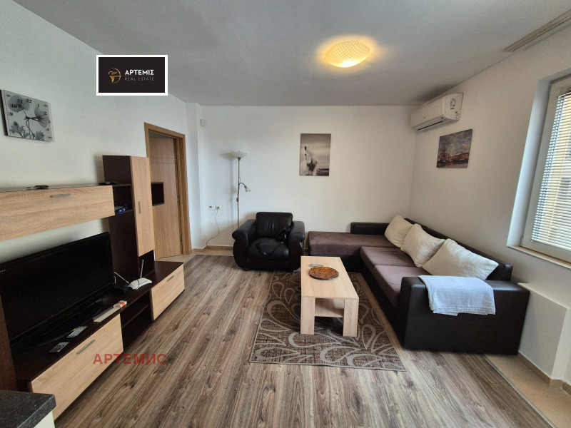 A louer  1 chambre Sofia , Tsentar , 76 m² | 40750193