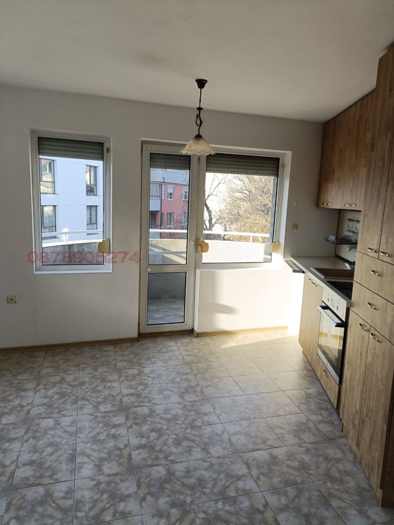 Дава под наем 3-СТАЕН, гр. Пловдив, Център, снимка 4 - Апартаменти - 53149282