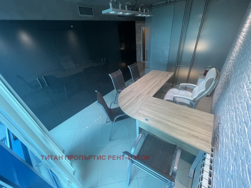 Дава под наем ОФИС, гр. Бургас, Лазур, снимка 2 - Офиси - 52233445