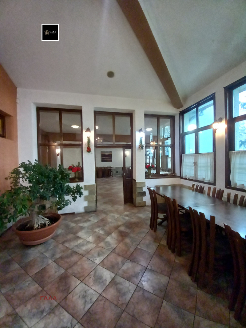 Дава под наем БИЗНЕС ИМОТ, гр. Шумен, Боян Българанов 1, снимка 5 - Други - 53280758