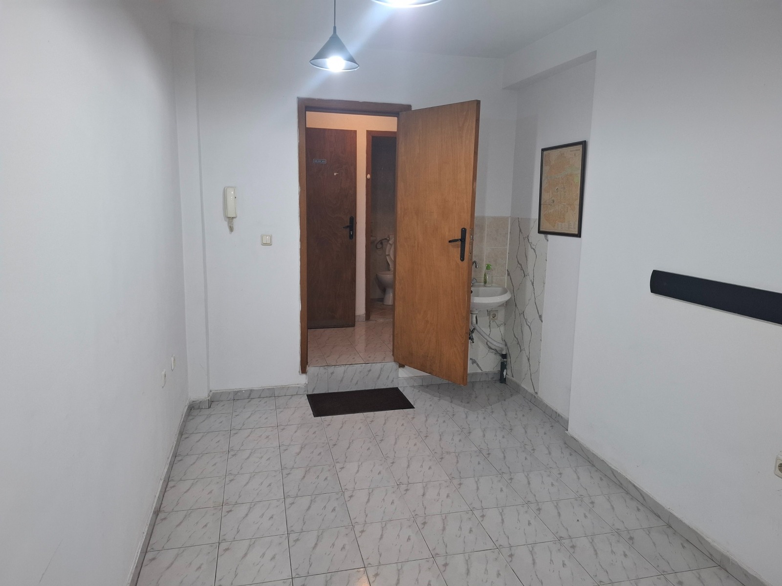 Дава под наем  Офис град Пловдив , Център , 18 кв.м | 30788544