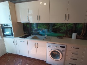 2 bedroom Vazrazhdane, Burgas 5