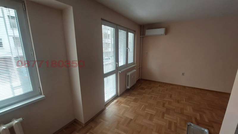Vuokrattavana  1 makuuhuone Sofia , Oborište , 64 neliömetriä | 73540184 - kuva [12]