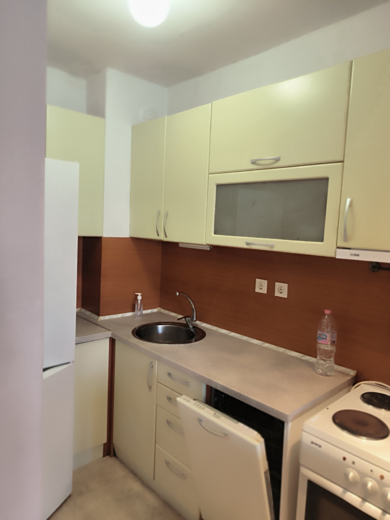 De inchiriat  1 dormitor Sofia , Lagera , 72 mp | 43132110 - imagine [6]