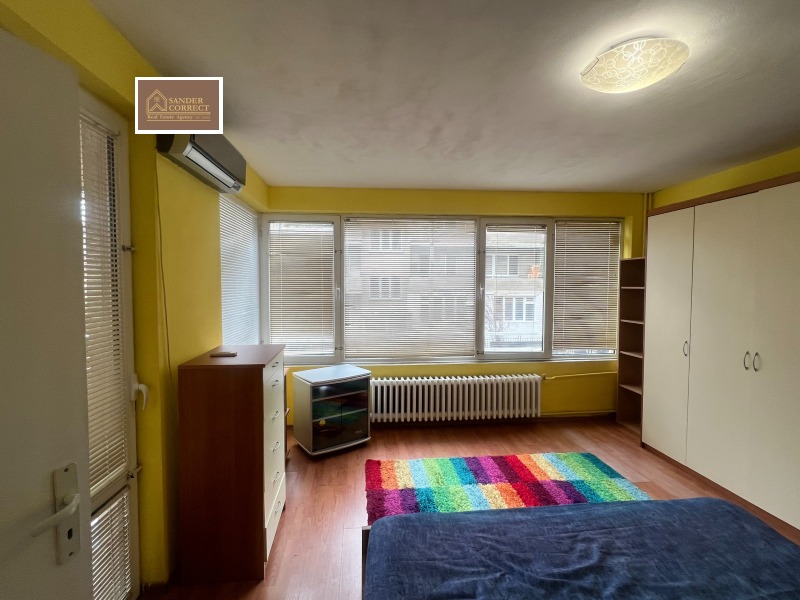 Дава под наем 2-СТАЕН, гр. София, Лозенец, снимка 5 - Апартаменти - 53219625