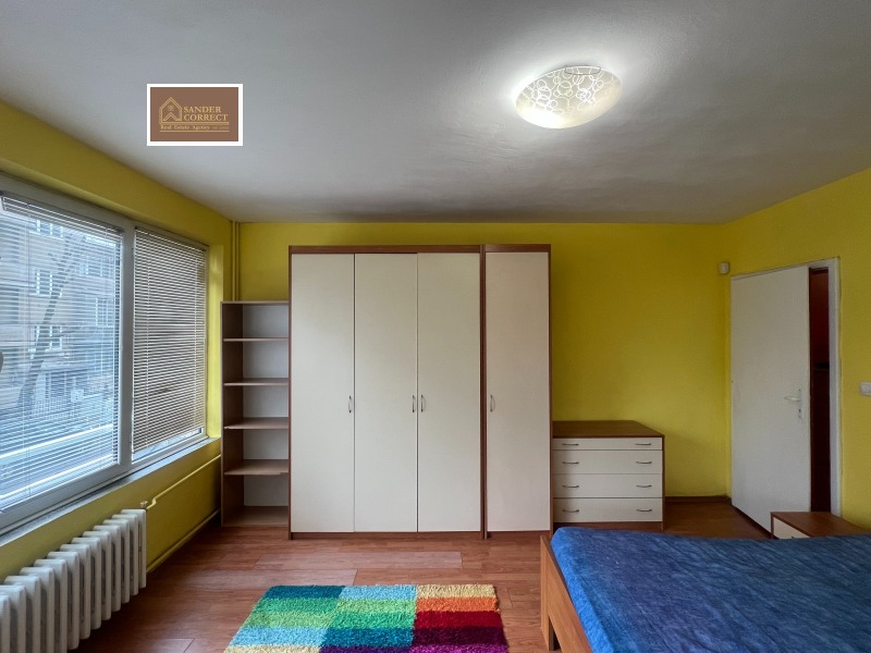 Дава под наем 2-СТАЕН, гр. София, Лозенец, снимка 4 - Апартаменти - 53219625