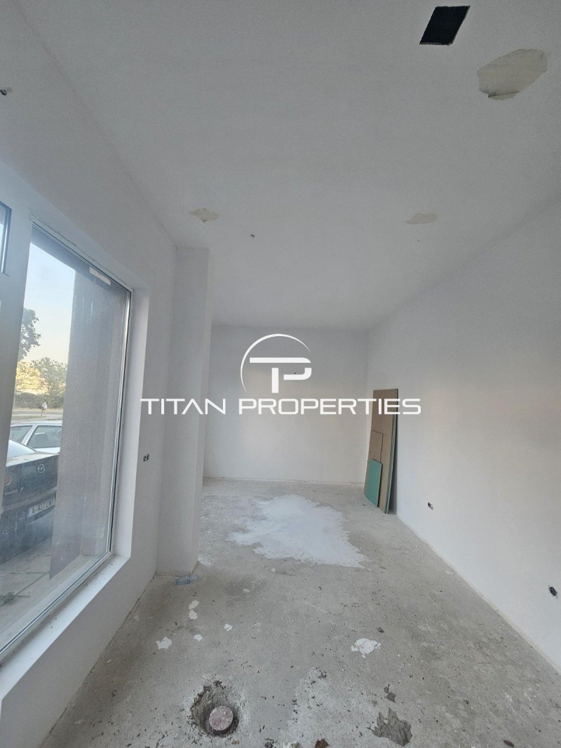 A louer  Boutique Bourgas , Meden roudnik - zona A , 33 m² | 77481024