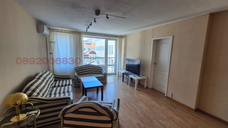 Дава под наем 3-СТАЕН, гр. София, Център