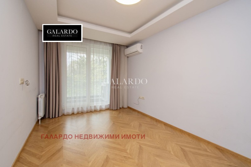 Дава под наем 3-СТАЕН, гр. София, Лозенец, снимка 8 - Апартаменти - 53390813