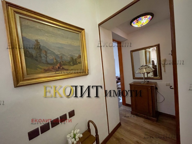 För uthyrning  3 sovrum Sofia , Centar , 210 kvm | 32885927 - bild [7]