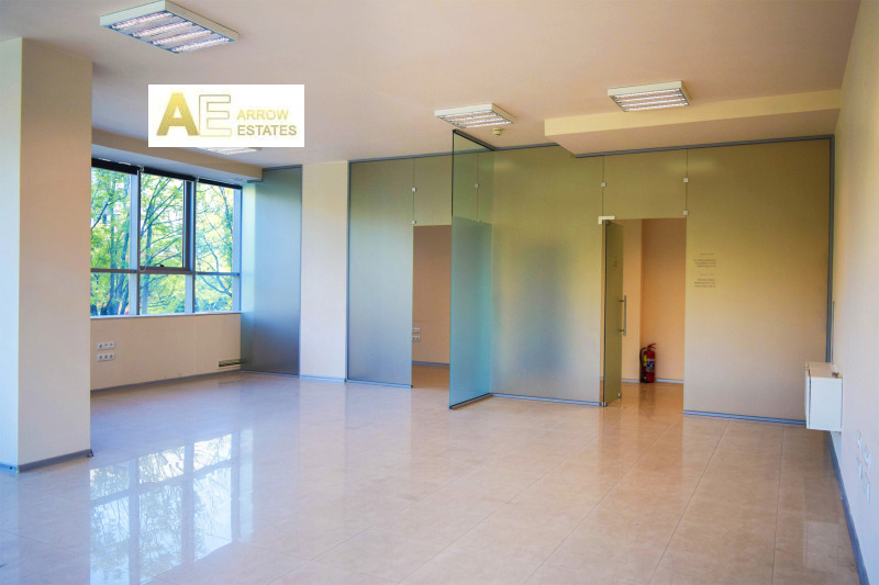 Para alugar  Escritório Sofia , Strelbichtche , 190 m² | 45897948 - imagem [8]
