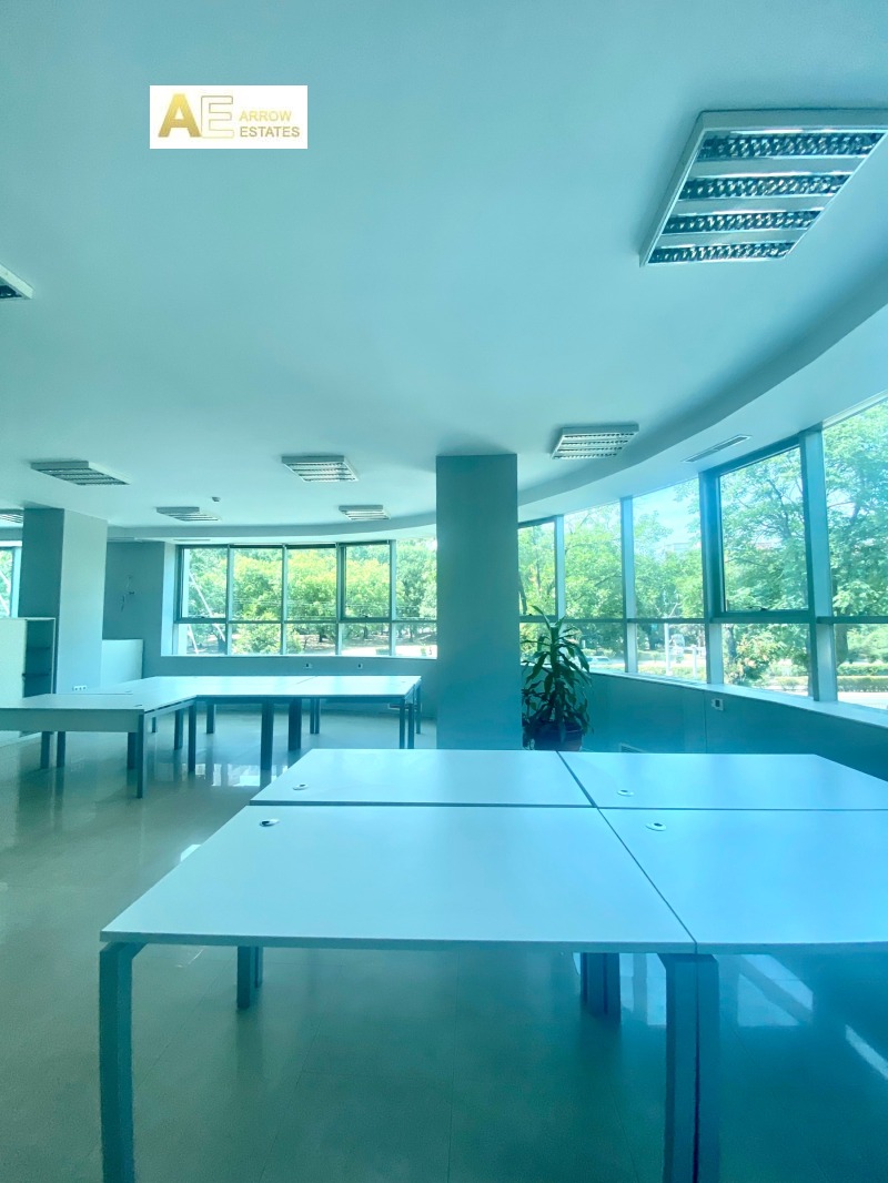 Para alugar  Escritório Sofia , Strelbichtche , 190 m² | 45897948 - imagem [11]