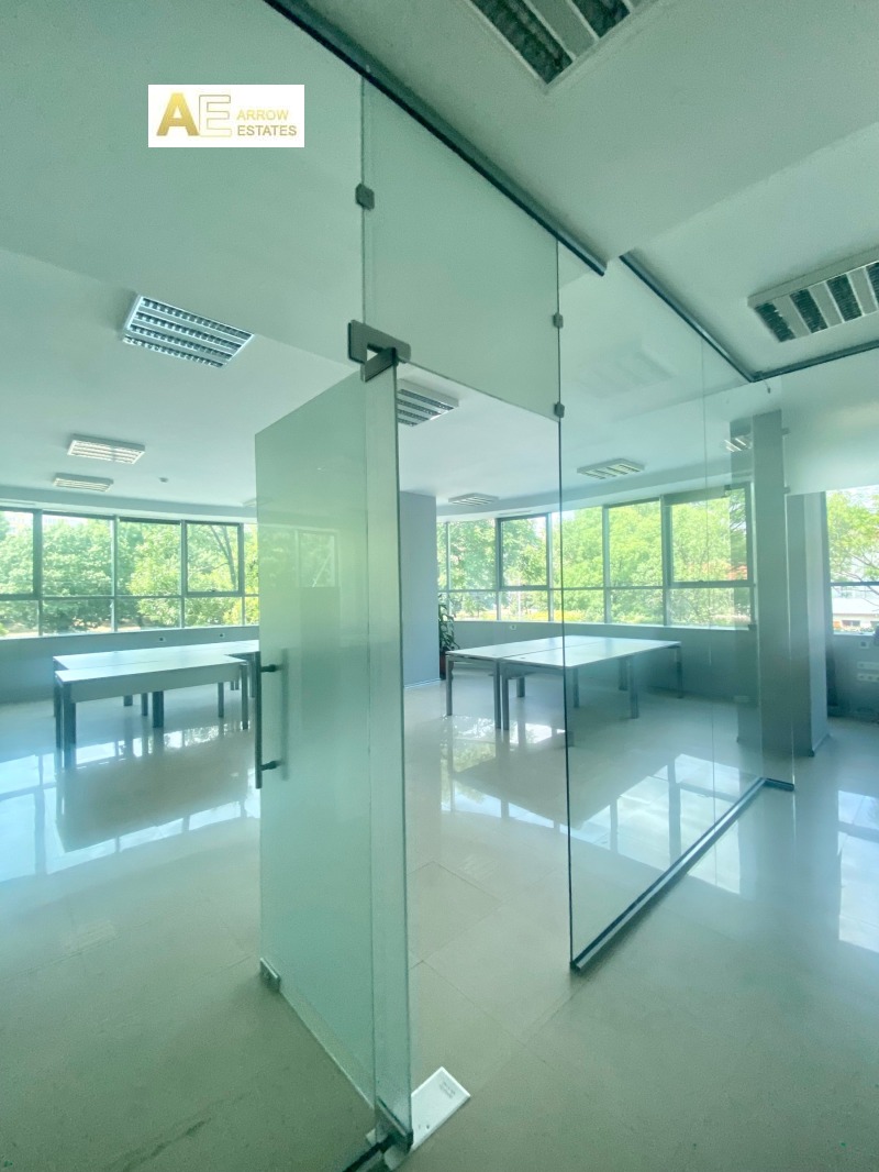 Para alugar  Escritório Sofia , Strelbichtche , 190 m² | 45897948 - imagem [3]