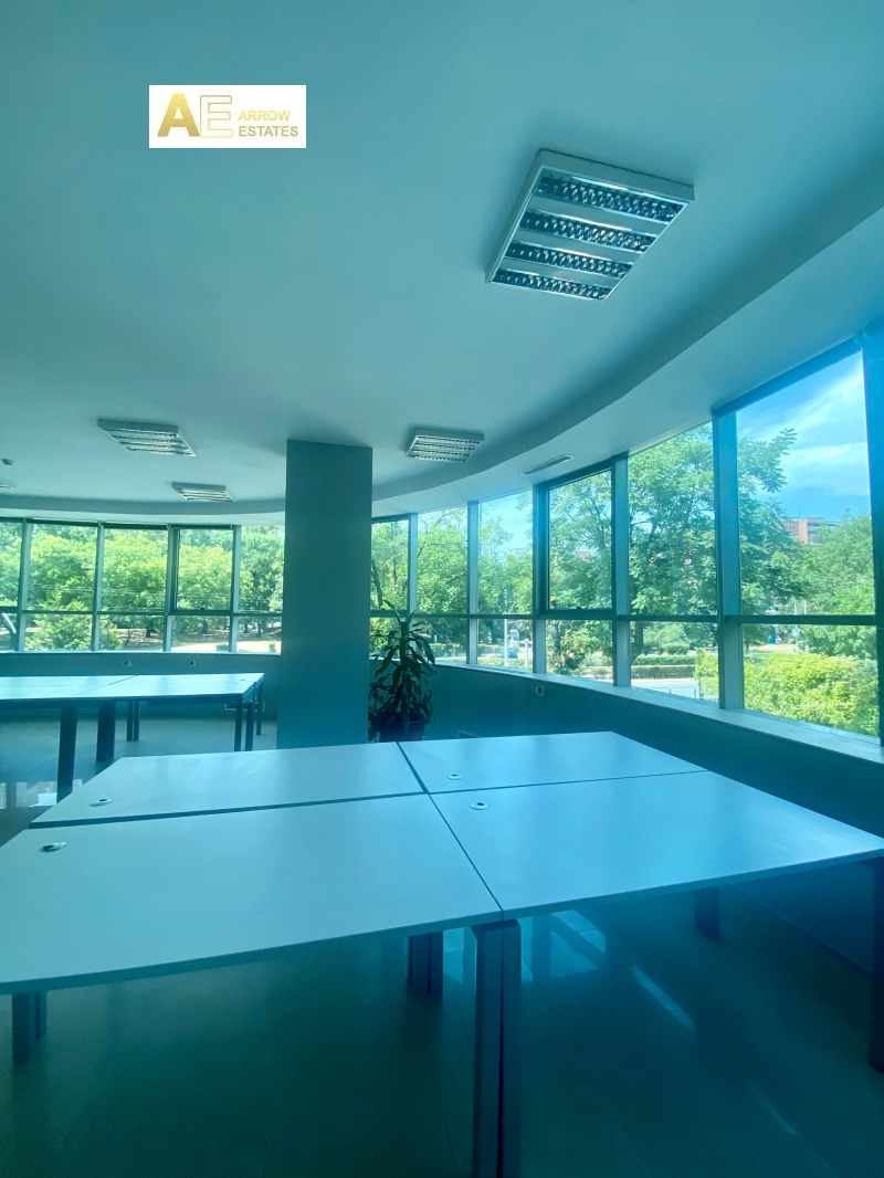 Para alugar  Escritório Sofia , Strelbichtche , 190 m² | 45897948 - imagem [14]