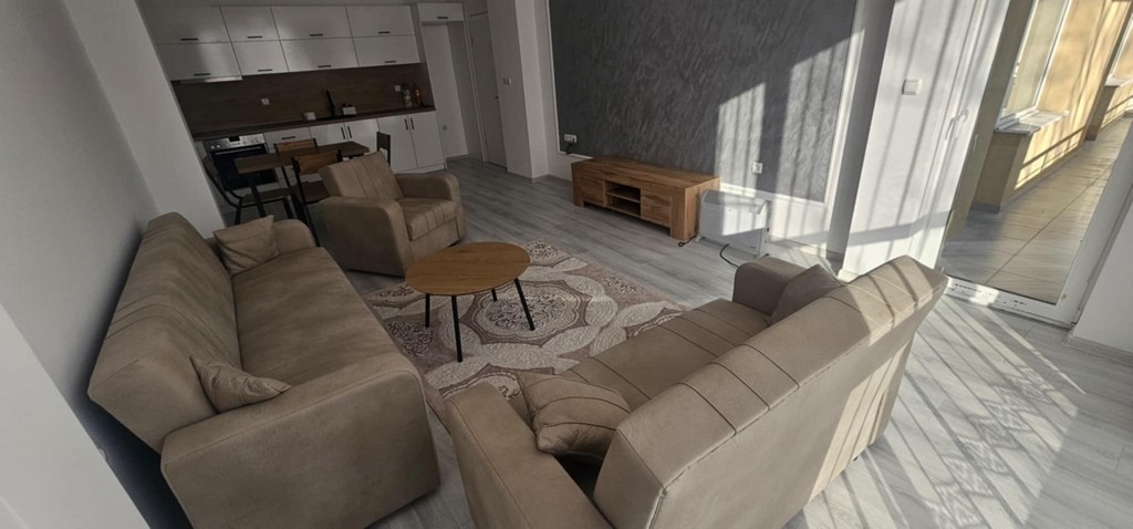 Дава под наем 3-СТАЕН, гр. Кърджали, Възрожденци, снимка 2 - Апартаменти - 53853352