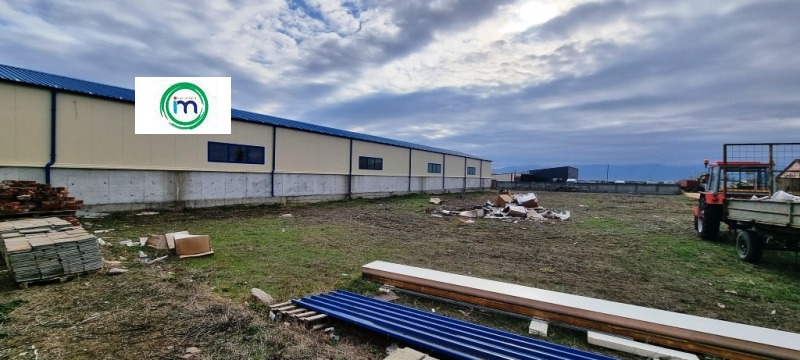 Дава под Наем СКЛАД в област Пловдив, с. Труд - 1149 кв.м / 4 596 € » 8 988.99 лв., ИМОТ МЕДИЯ